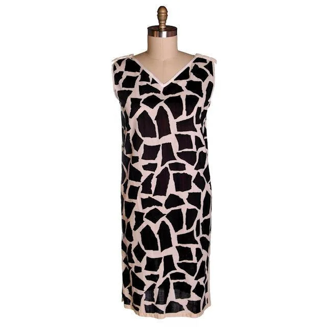Vintage Bold Black & White Cotton Print  Shift Dress Vera 1970s NOS 40-40-40 Versatile floral dresses for all occasions